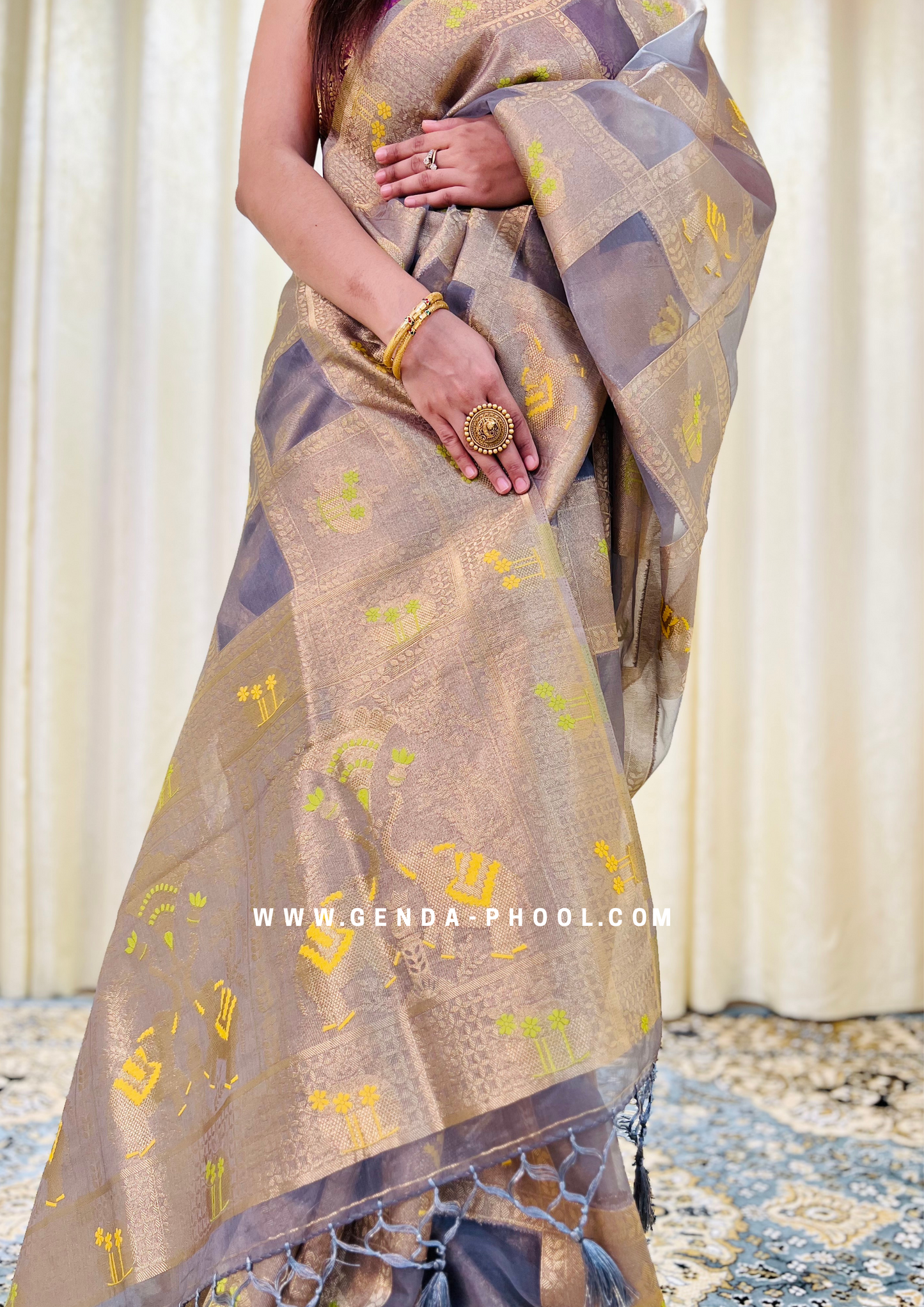 Organza Saree with Zari Work and Grand Pallu