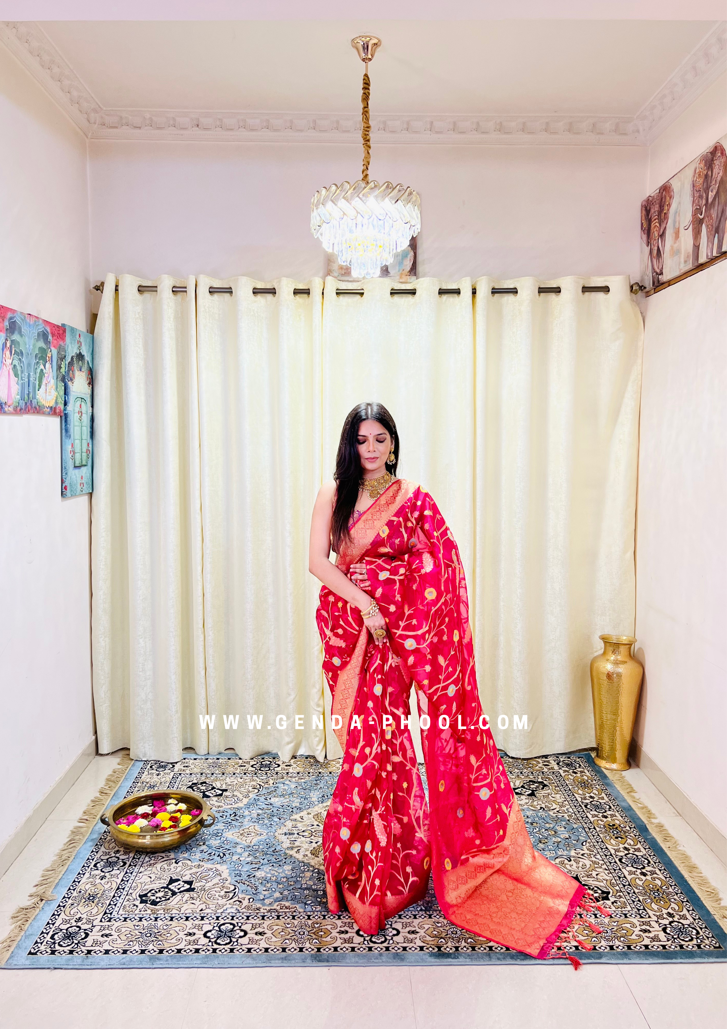 Light Cream Organza Saree With Zari Weaving Work – Bahuji - Online Fashion  & Lifestyle Store