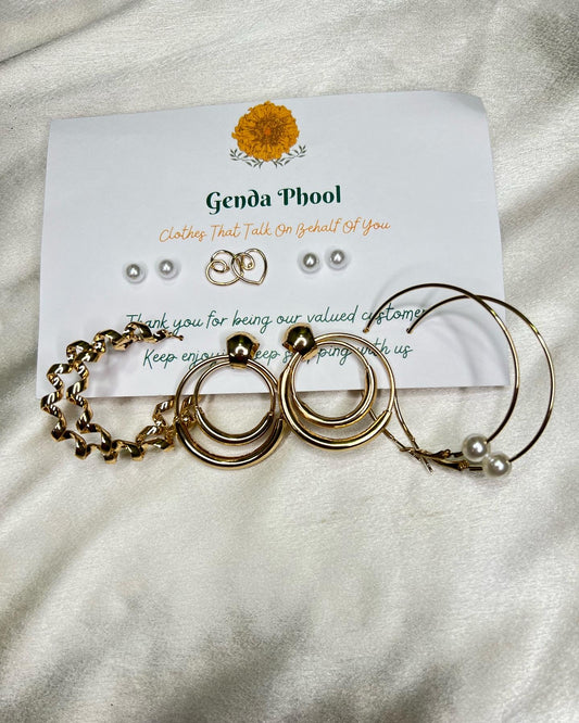 Set 6 of pearl golden hoops 5